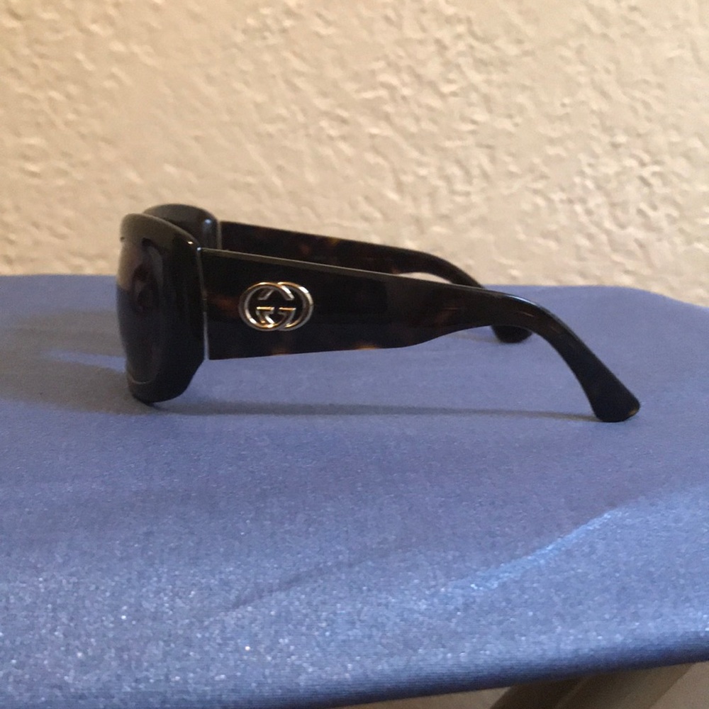 Gucci sunglasses unisex